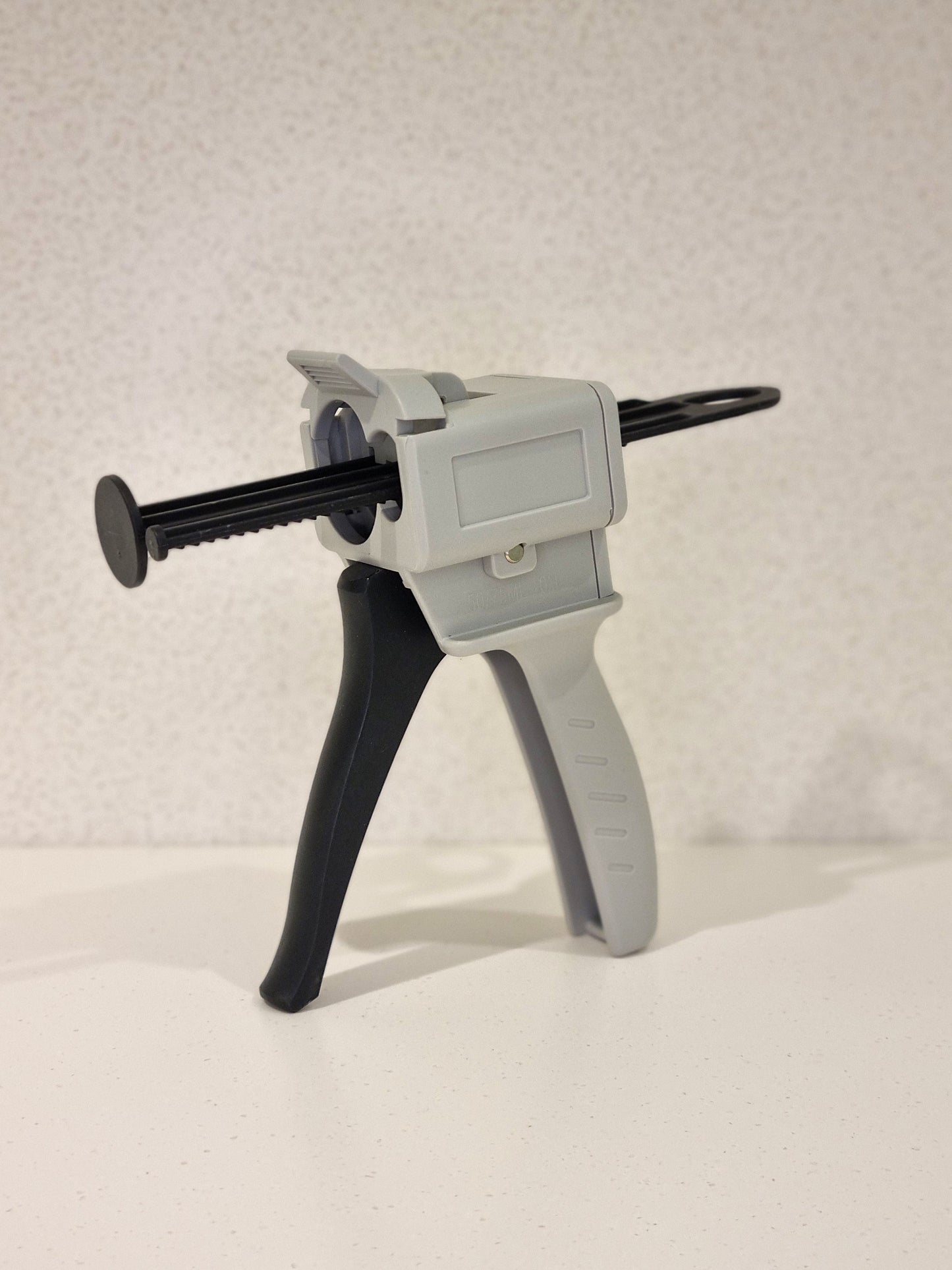 Glue gun