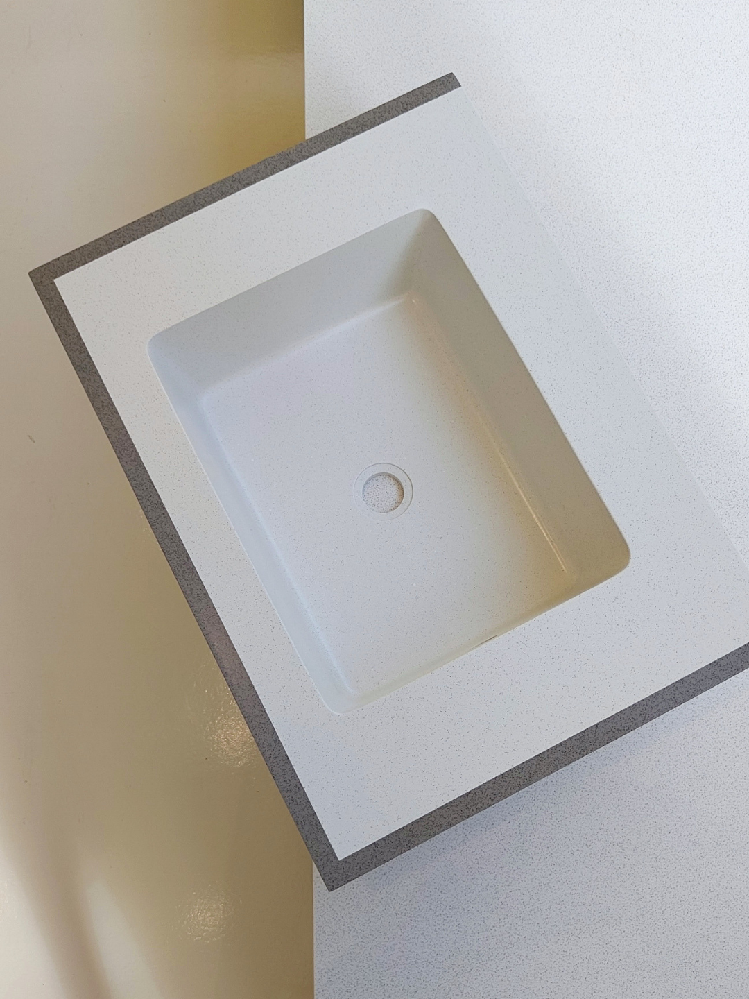 Vanity top D0730-07 Light grey
